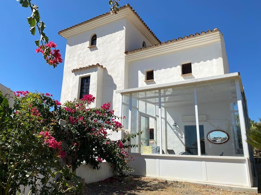 Castle Tower Ground Floor Apartment In Rural Holiday Park 'Cezanne' Tolox Bagian luar foto