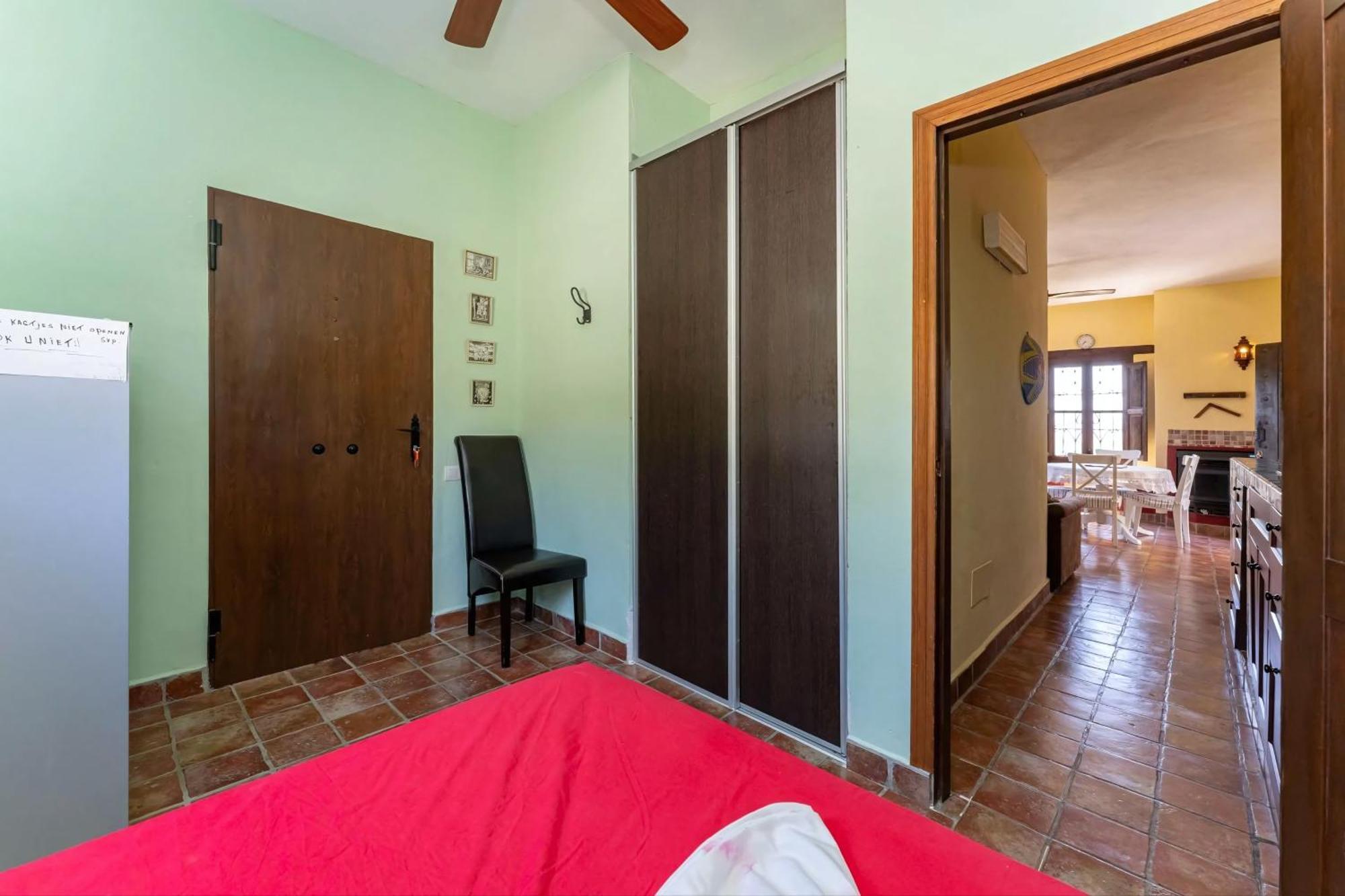 Castle Tower Ground Floor Apartment In Rural Holiday Park 'Cezanne' Tolox Bagian luar foto